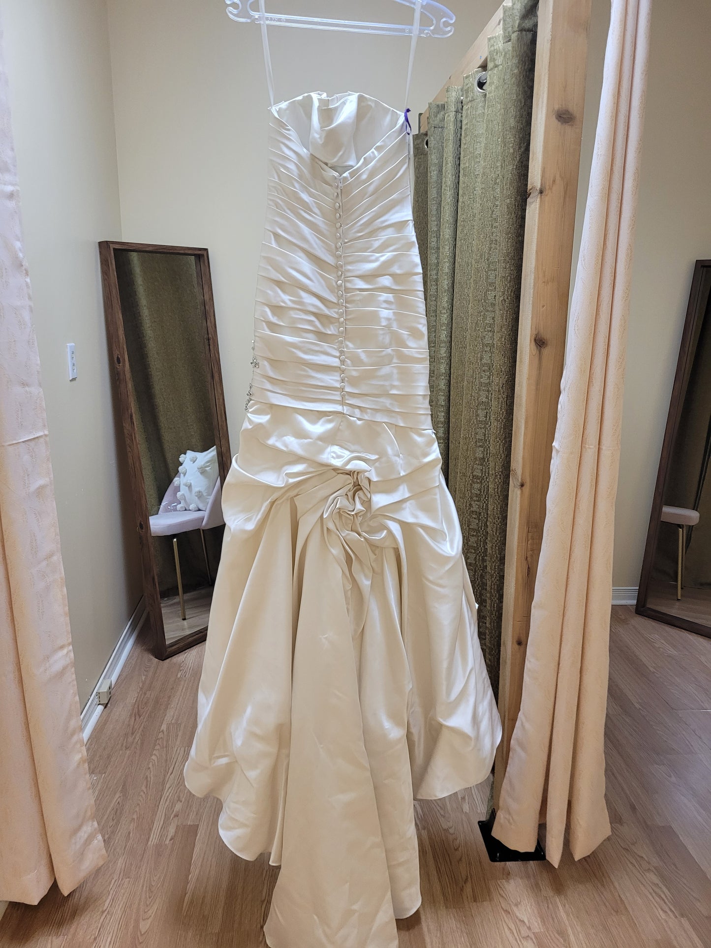 Exclusive Bridal by A.C.E. style 2415 size 8 Wedding Dress