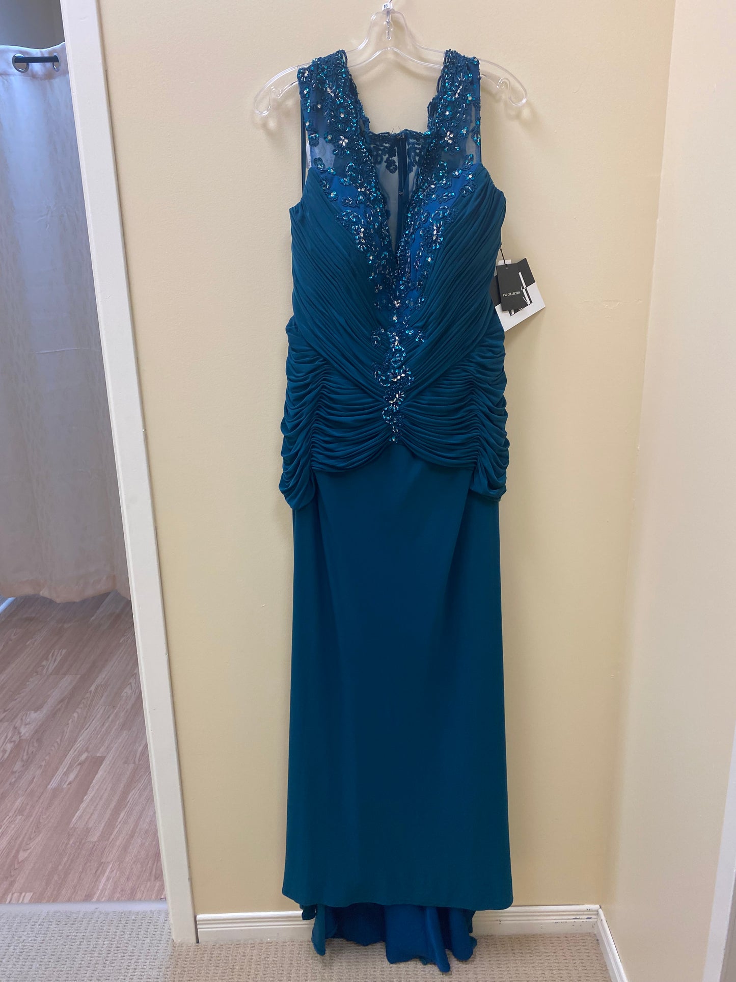 VM COLLECTION - 71234 - Teal Size 16 Long Prom / Mother of the Bride / Bridesmaid Dress