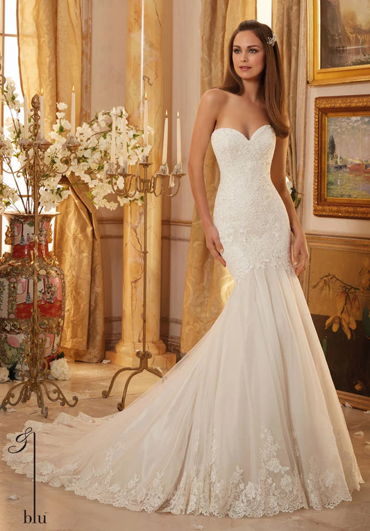 MORI LEE - 5475 - Ivory/Coco Size 16 Wedding Dress
