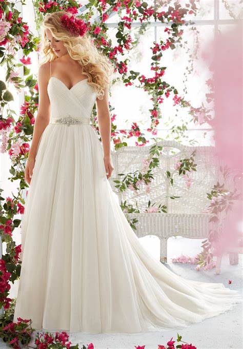 MORI LEE - 6812 - Ivory Size 12 Wedding Dress
