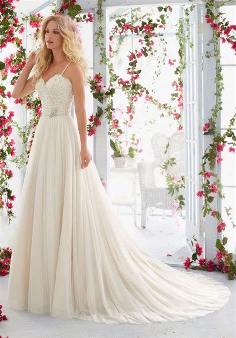 MORI LEE - 6818 - Ivory Size 12 Wedding Dress