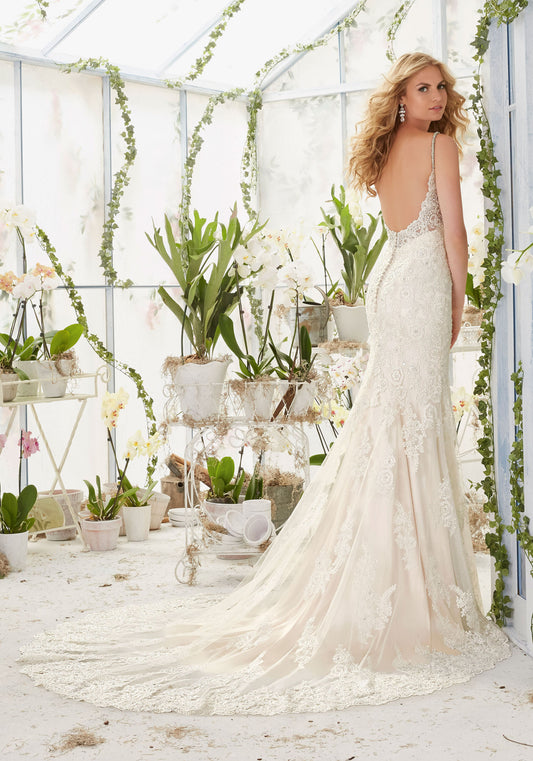 MORI LEE - 2807 - Ivory Size 12 Wedding Dress