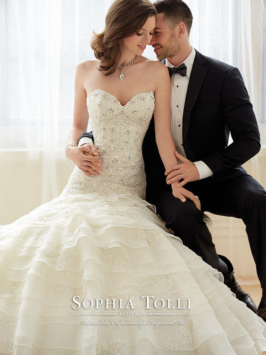 SOPHIA TOLLI - Y11628 - Ivory Size 16 Wedding Dress